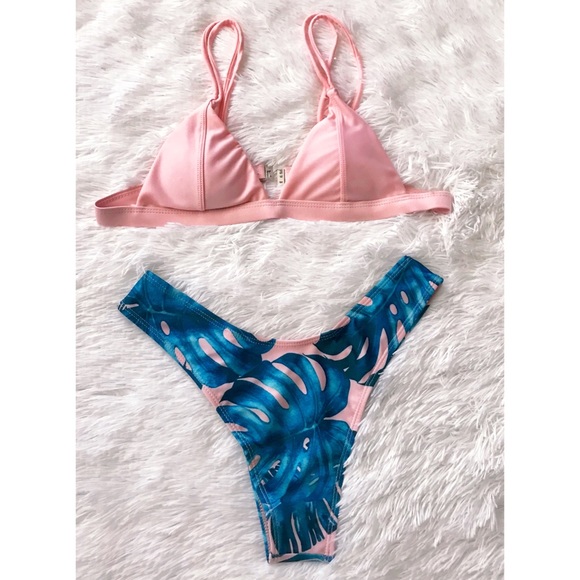 ❗️SALE❗️Floral Bikini - Picture 2 of 5